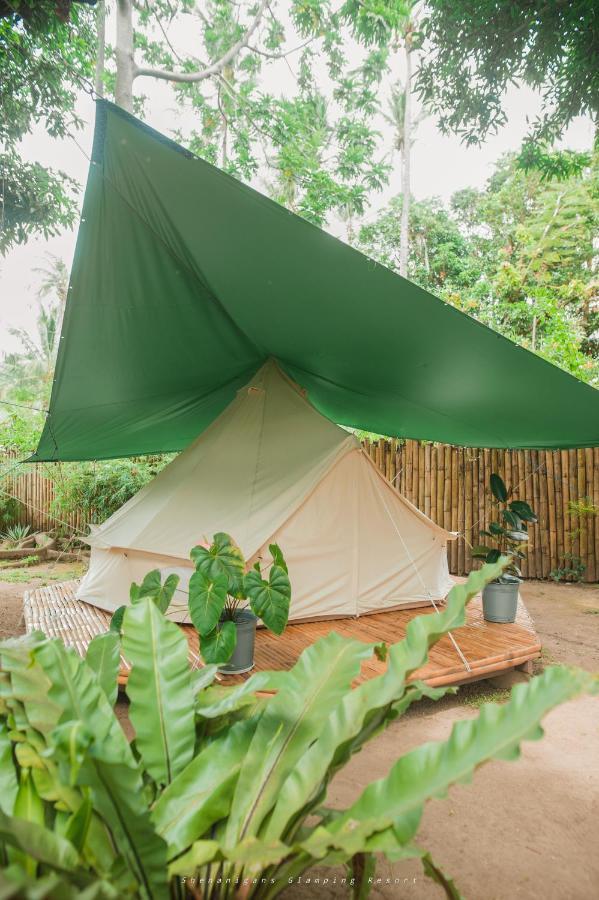 Shenanigans Glamping Resort Zamboanguita  Dış mekan fotoğraf